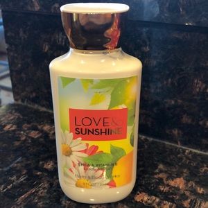 Brand New Bath & Body Works - Love & Sunshine